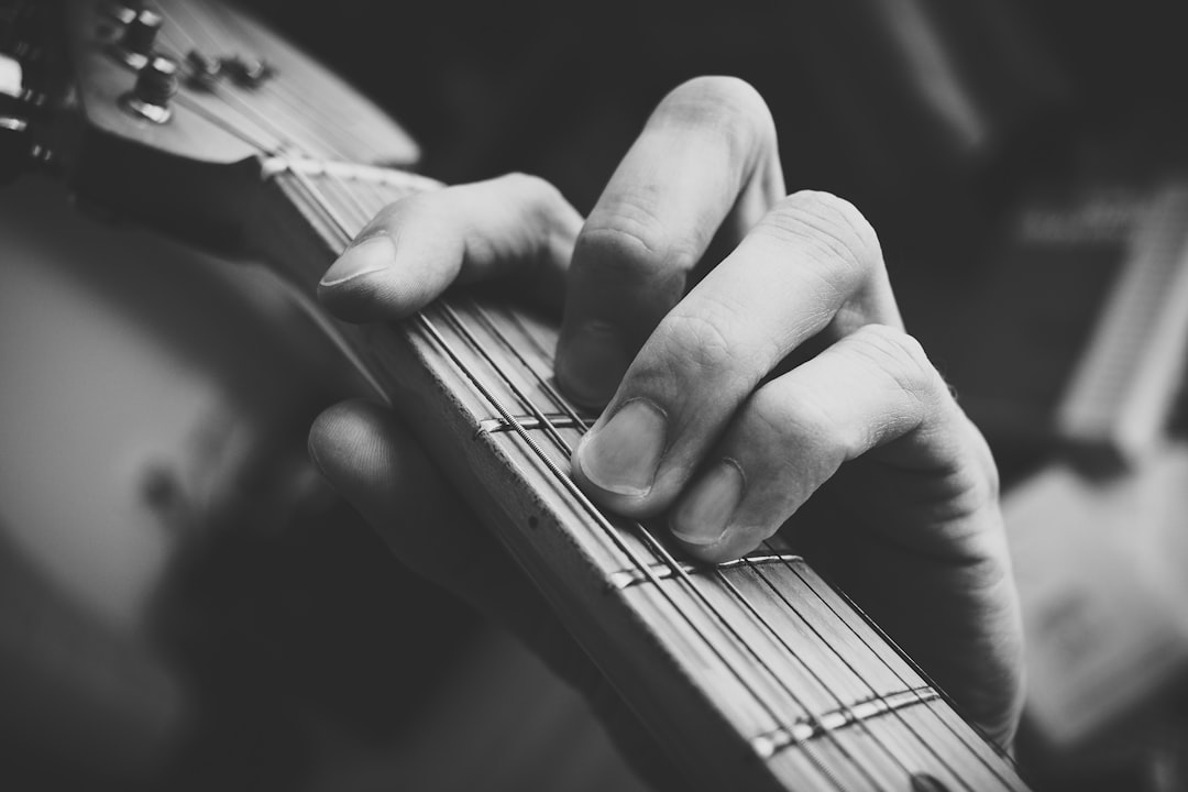 Photo Guitar fingers